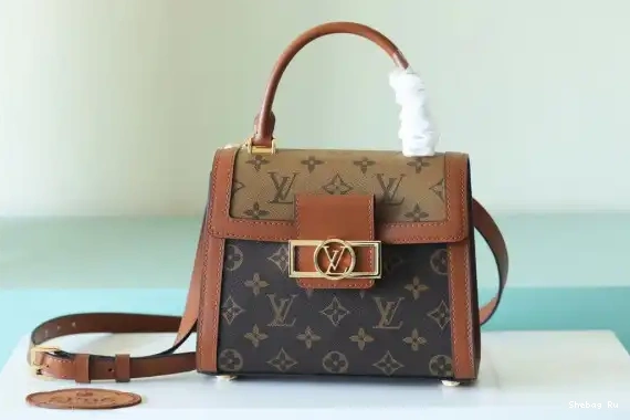 VUITTON LOUIS CAPITALE DAUPHINE 0528